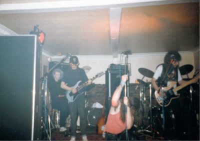 1991.04.26. The Cross Keys, Peebles